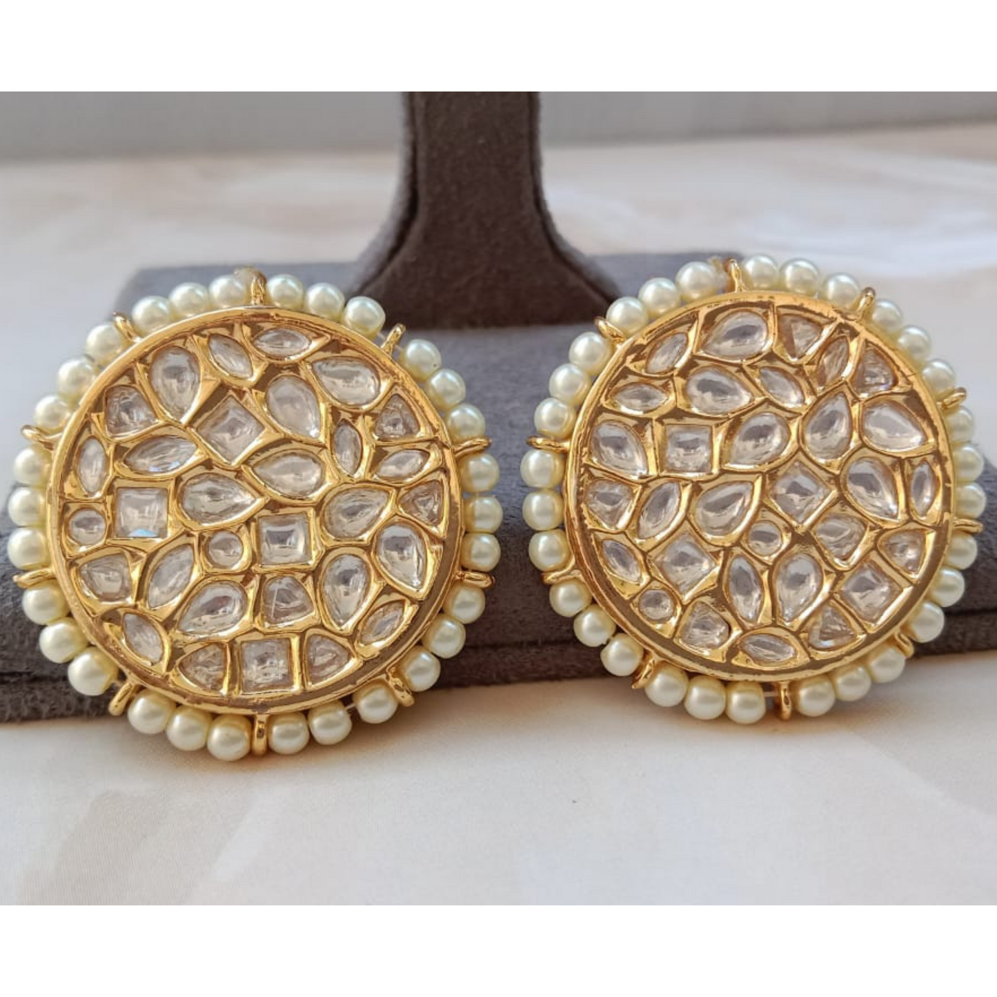 Kundan Tops