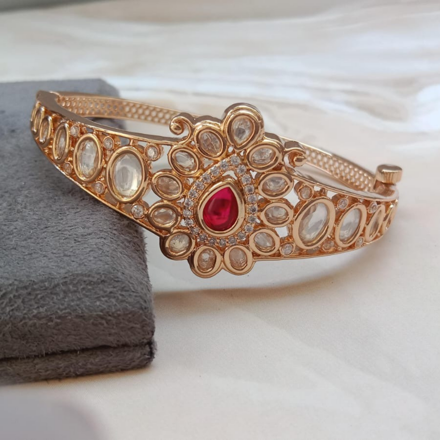 Kundan Bracelet