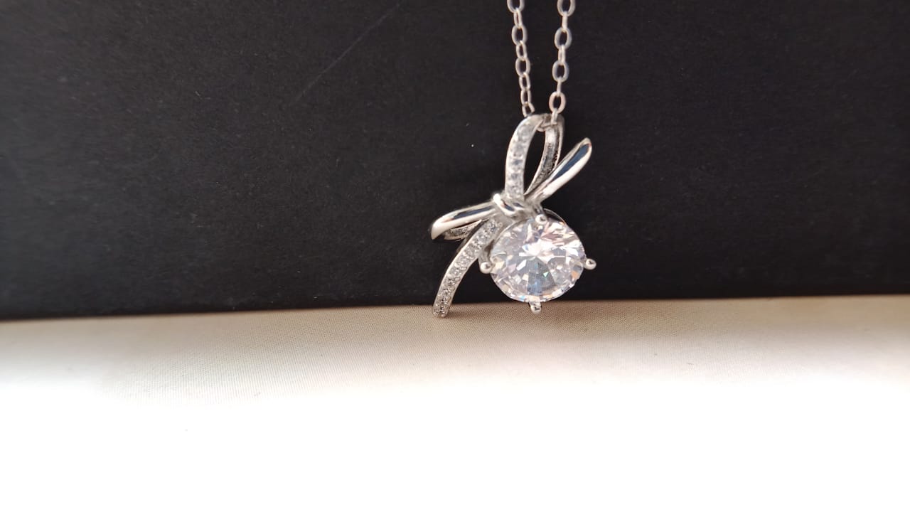 92.5 pure silver solitaire pendant