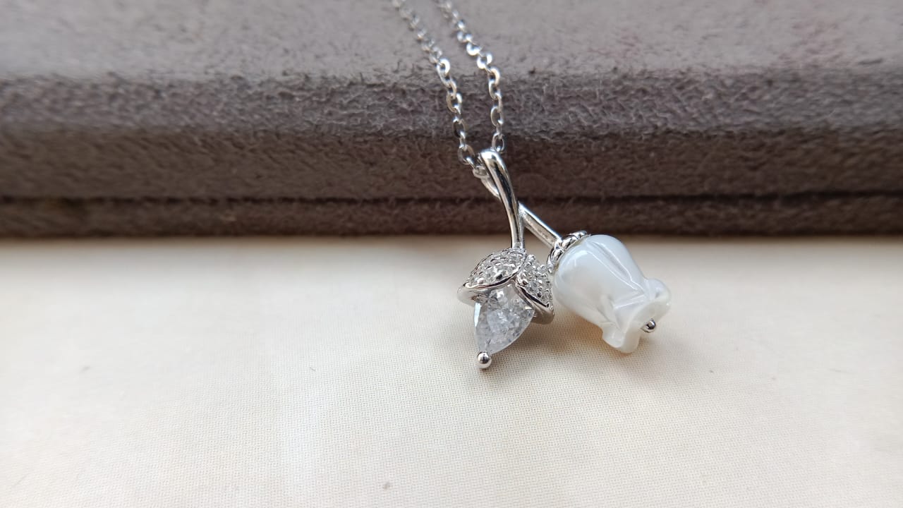 925 Pure Silver Tulip Chain Pendent