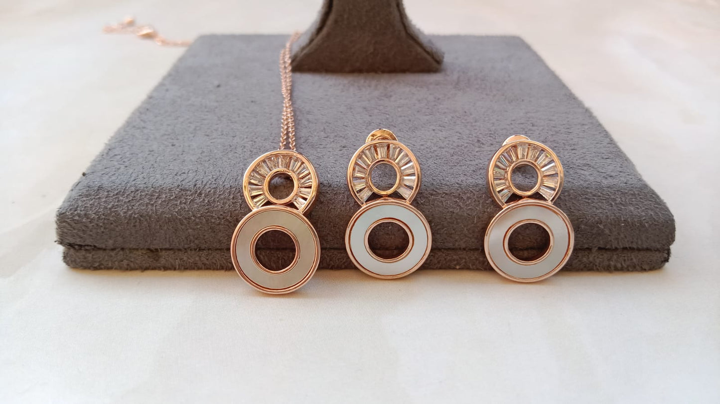 MOP Pendant Set