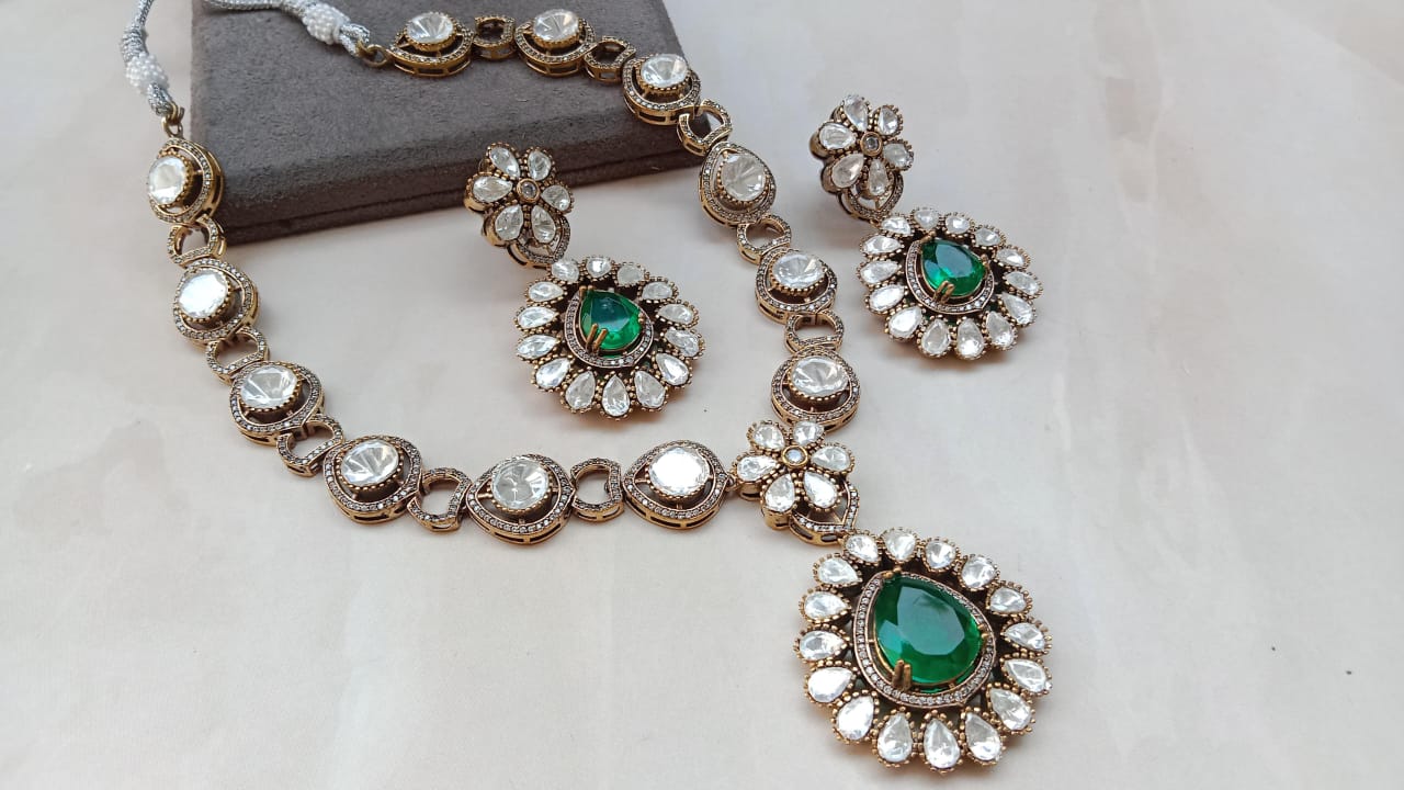 Oxidised Emerald Necklace Set