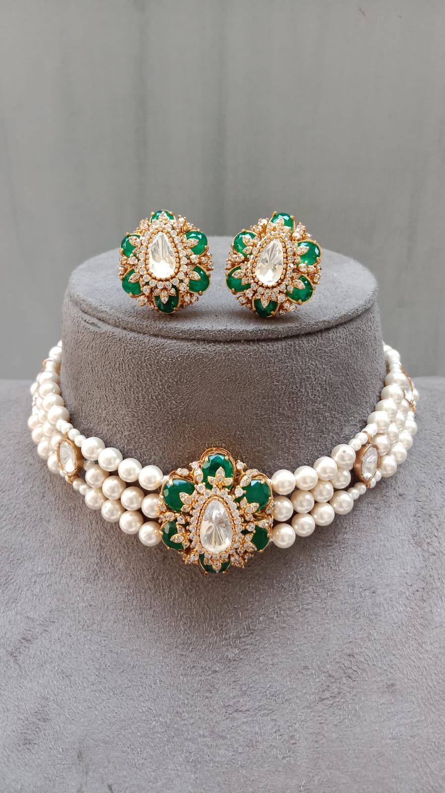 Carved Green Choker Set with Polki Diamond Stones & Pearl Strings