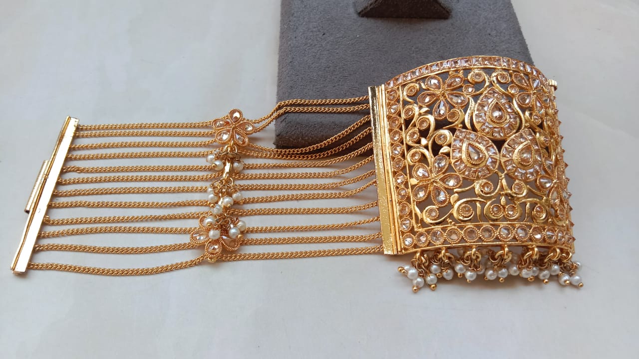 Bracelet