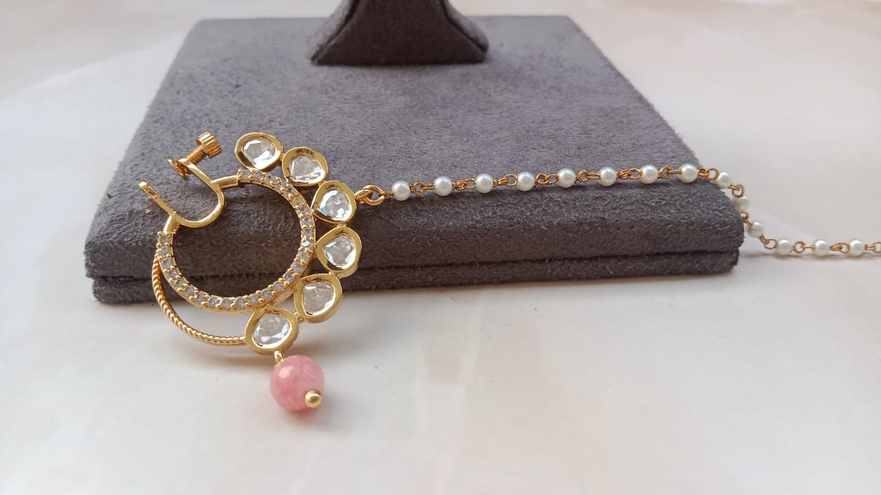 Kundan Stone Gold-Plated Screw Nose Ring with Pearl Chain β Available in Pearl & Pink Drop Variants