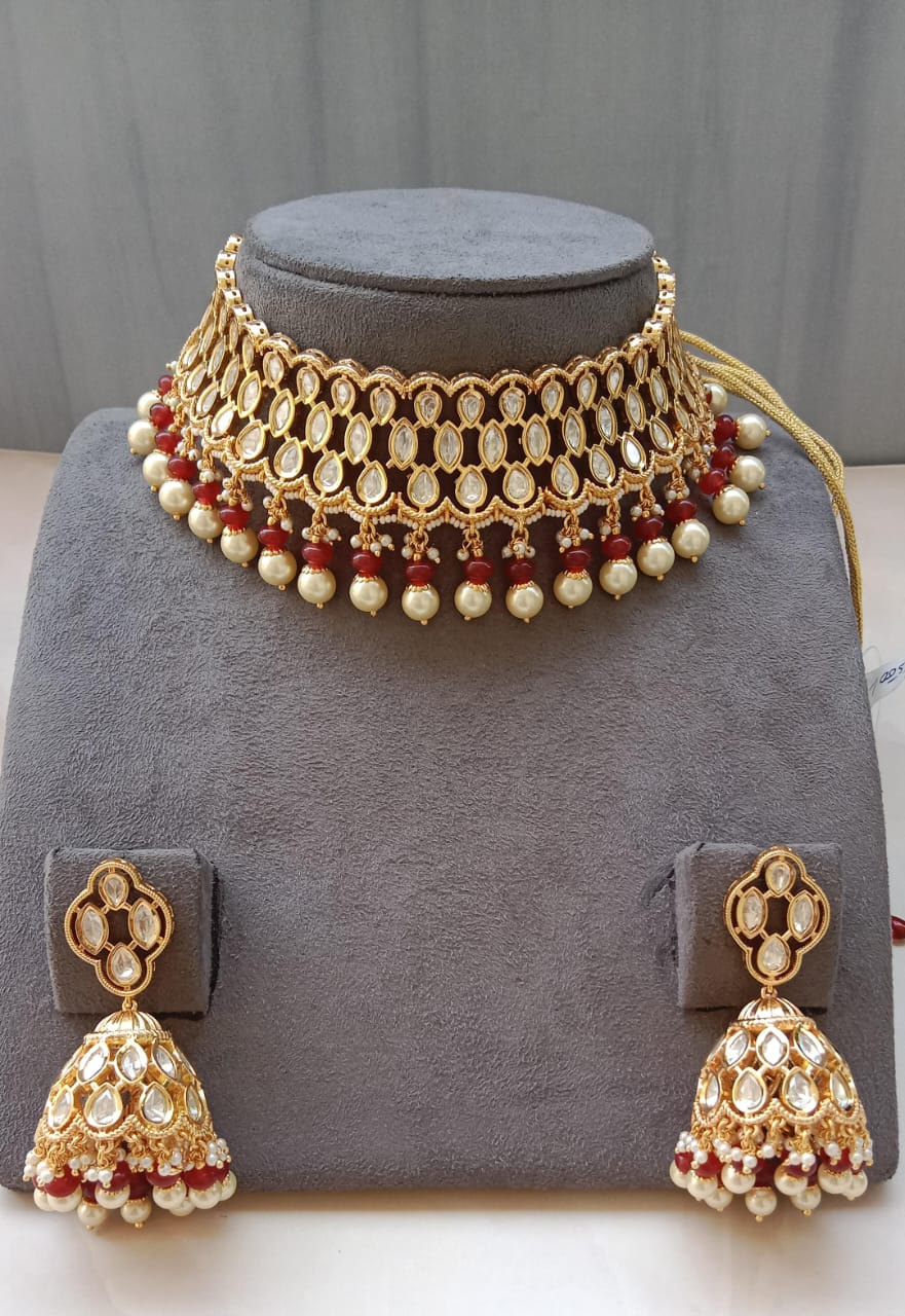 Elegant Kundan Choker Necklace Set with Pearl Drops