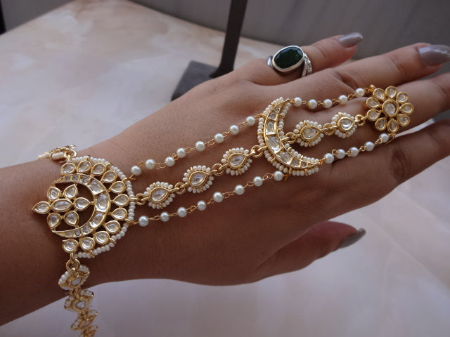 Gold plated Polki Kundan Haathphool