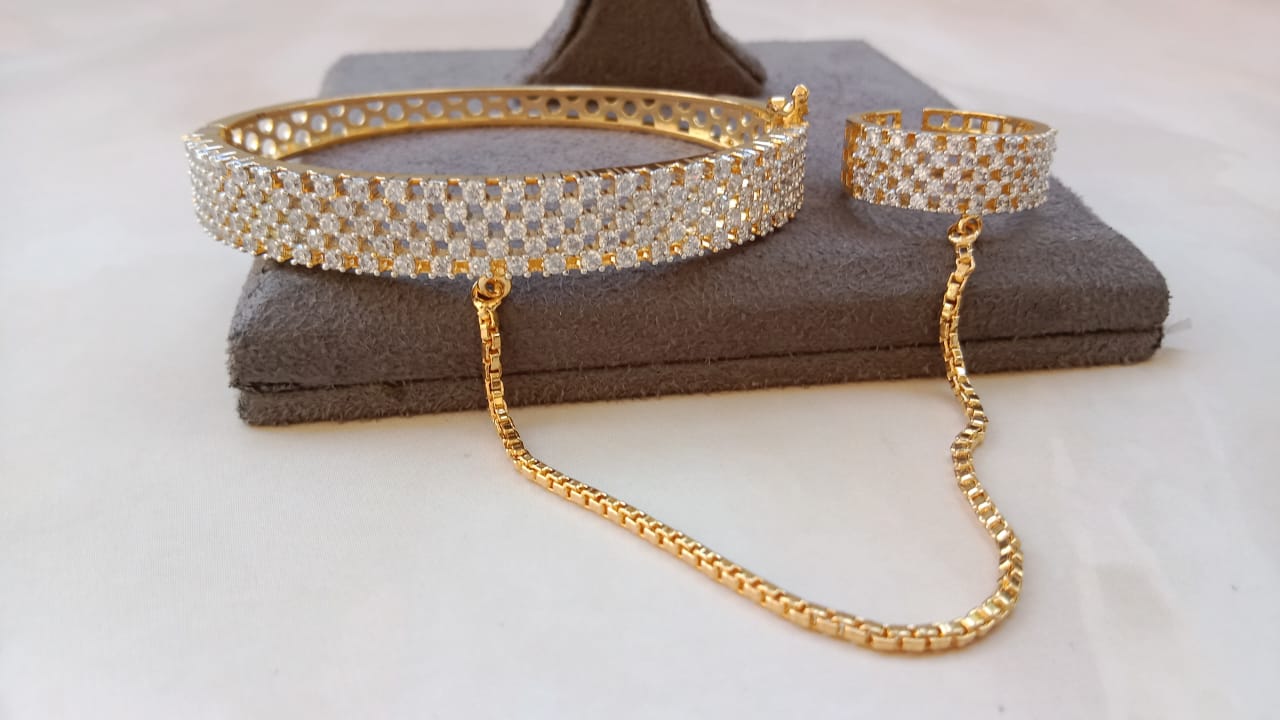 Gold plated American Diamond Haathphool