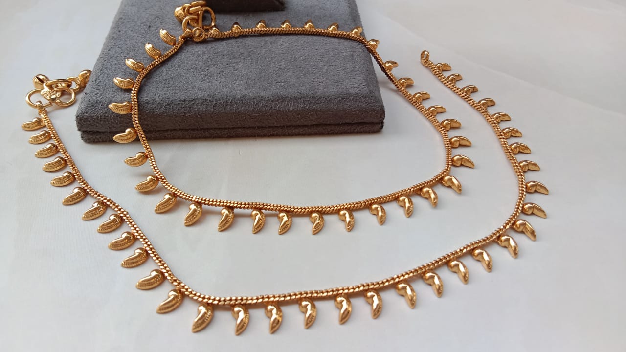 Traditional Gold-Plated Leaf Charm Payal