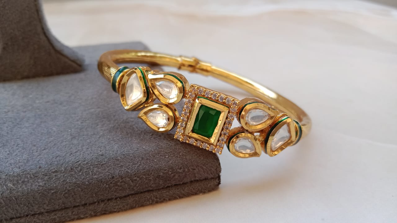 Kundan Delicate Bracelet