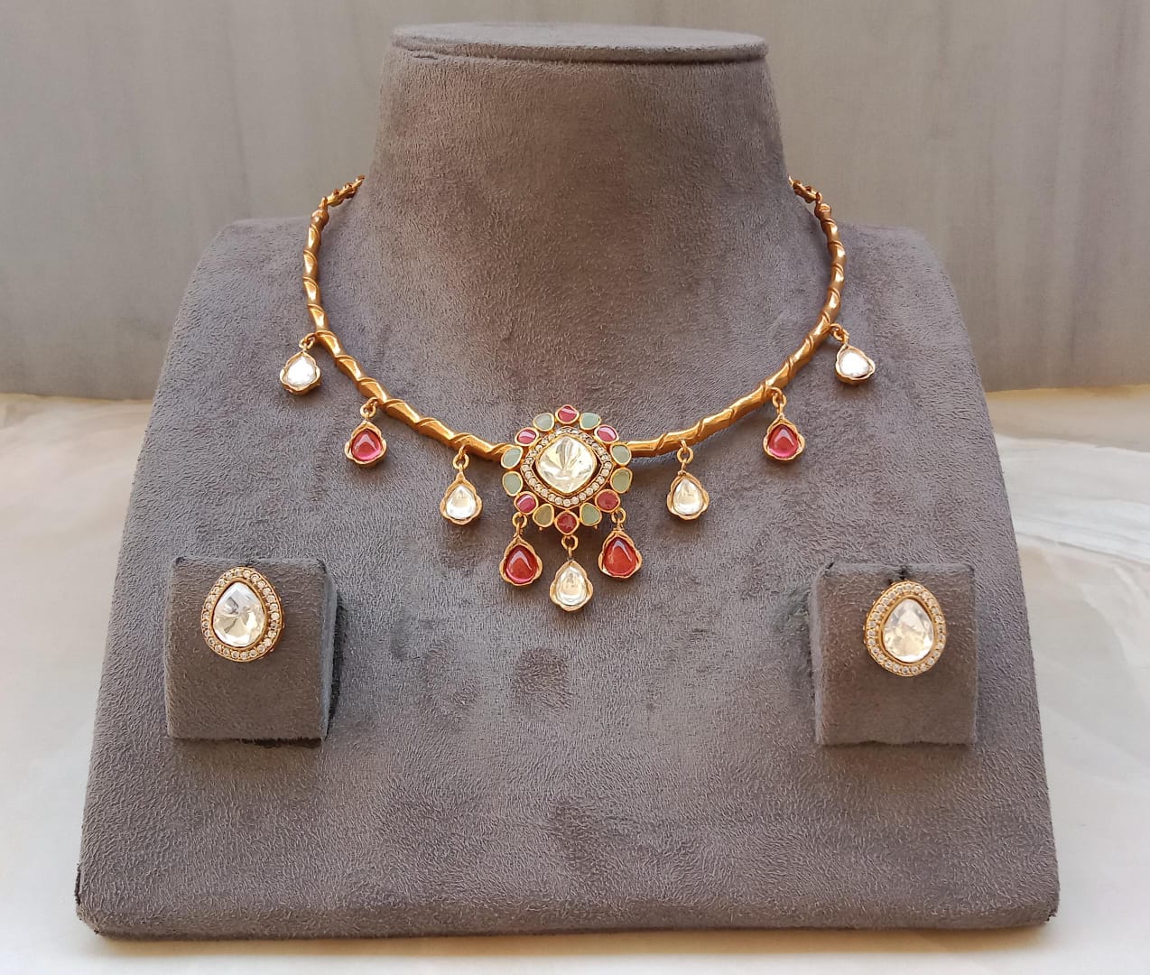 Delicate Polki Choker Set with Multi-Drop Stones