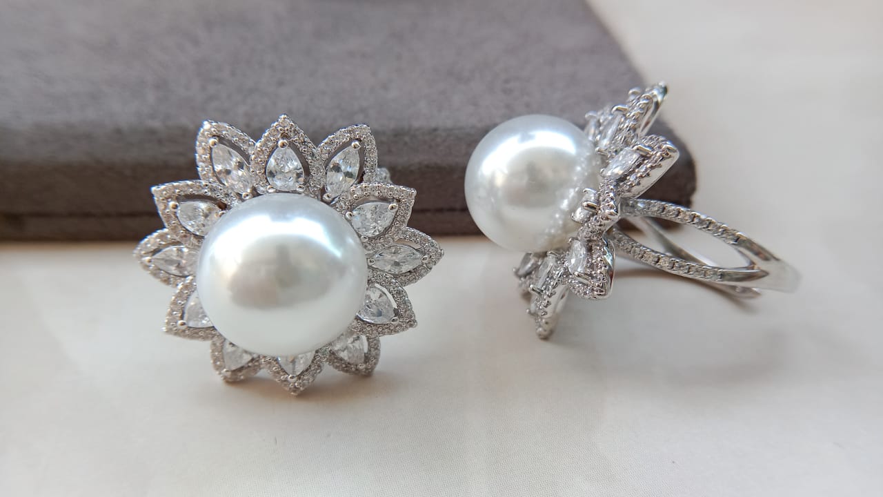 AD Pearl Adjustable Ring with AD Stones