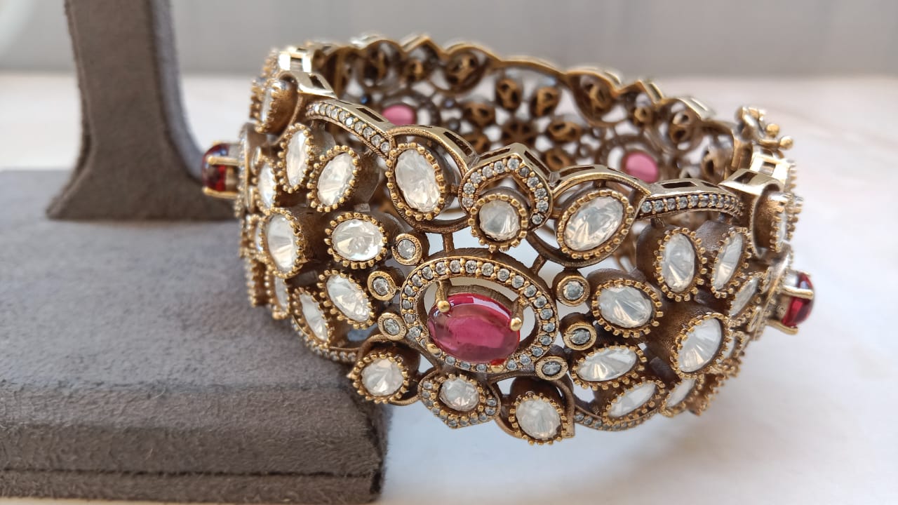 Oxidised Openable Kundan Bracelets