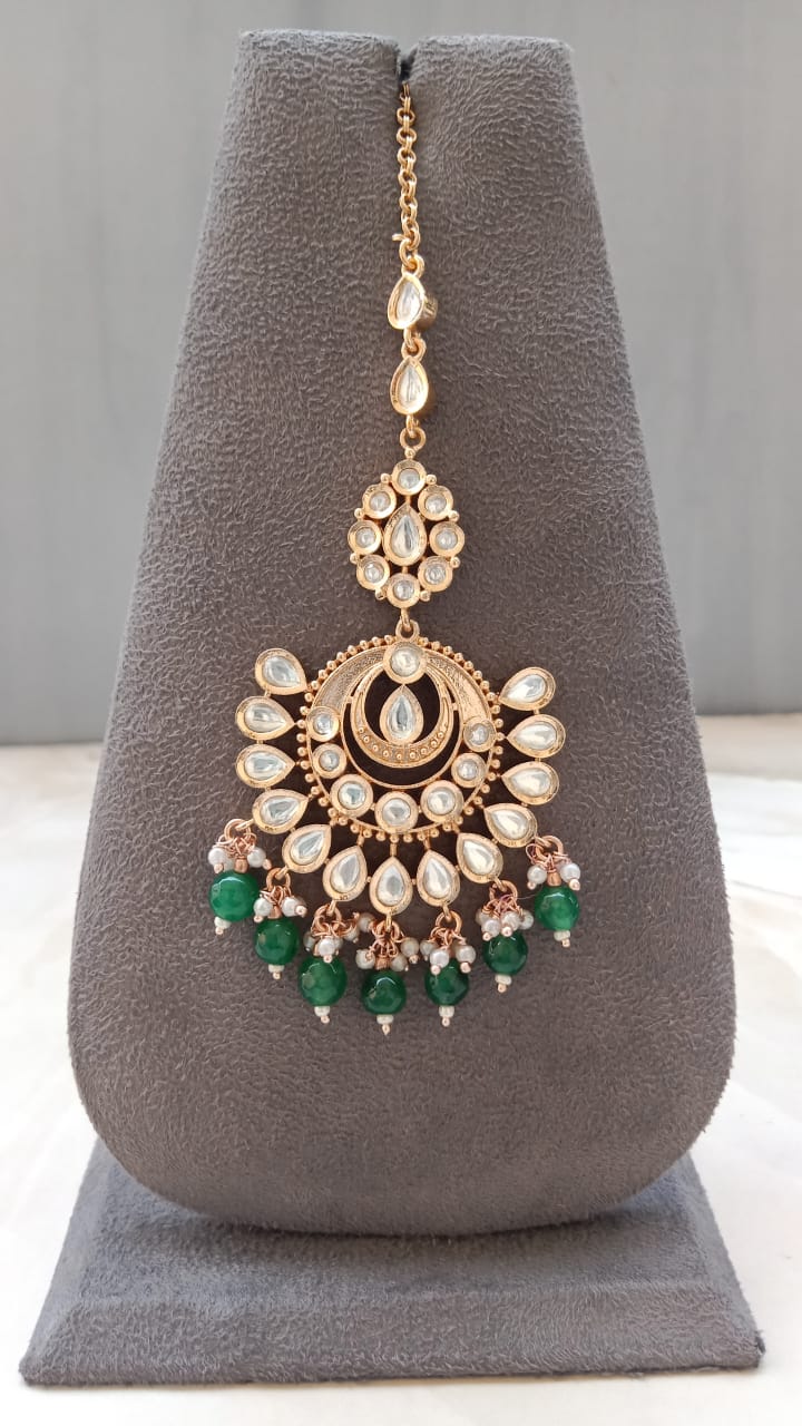 Gold plated Kundan Maang Tikka