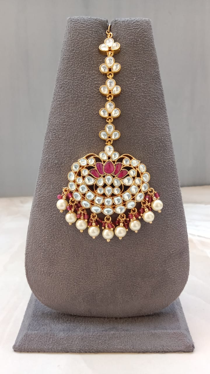 Golden Plated Tikka with Pearl Drop