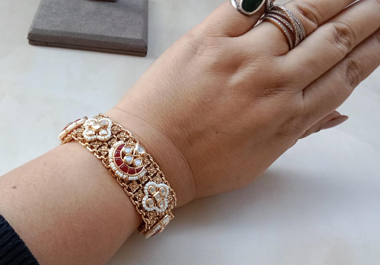 Flexible Bracelet with Gold Plating