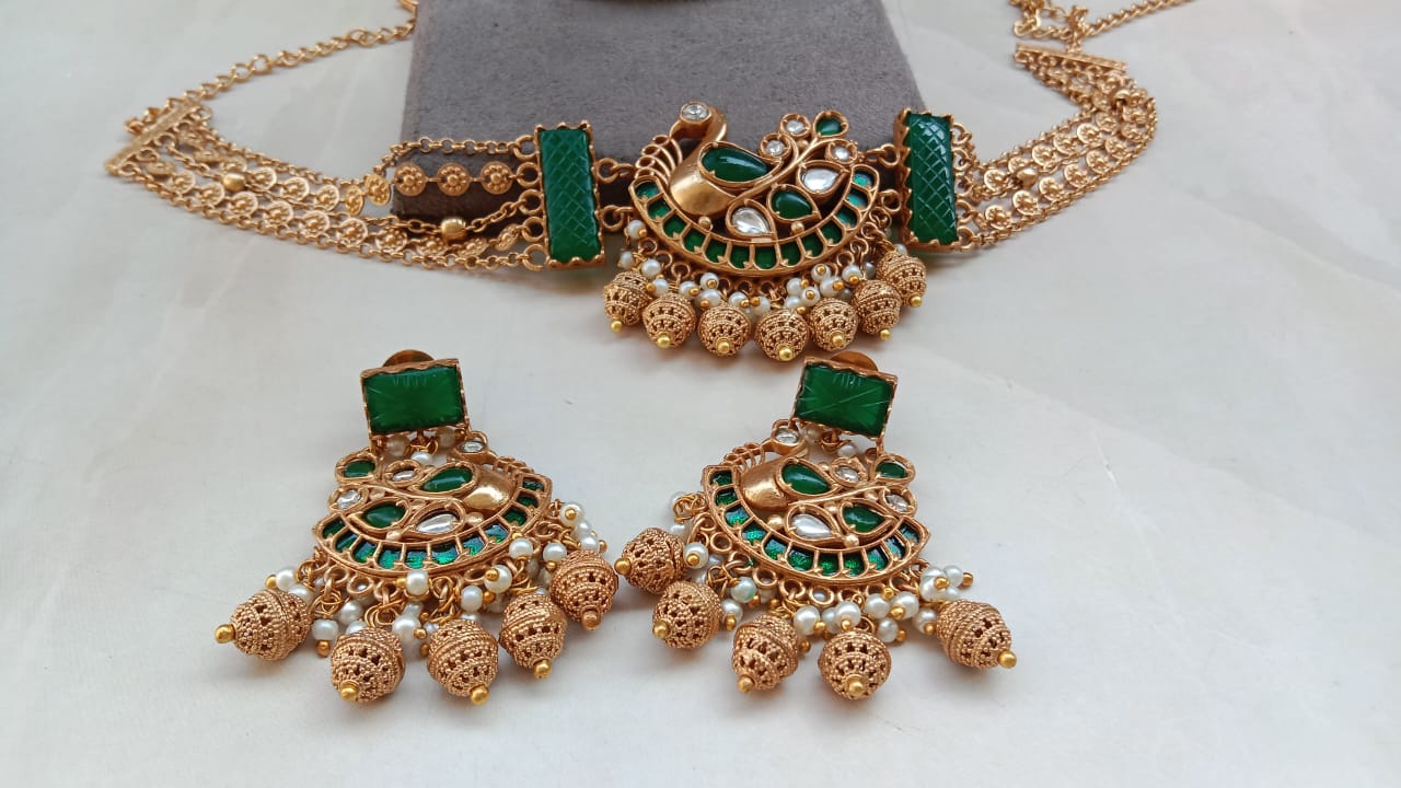 Green Choker Set with Peacock Design and Gold-Plated Carving