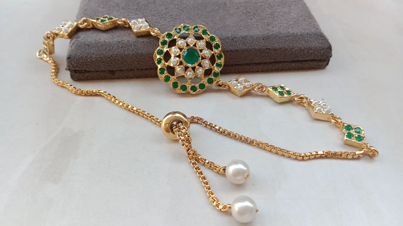Jaadau Adjustable Bracelet