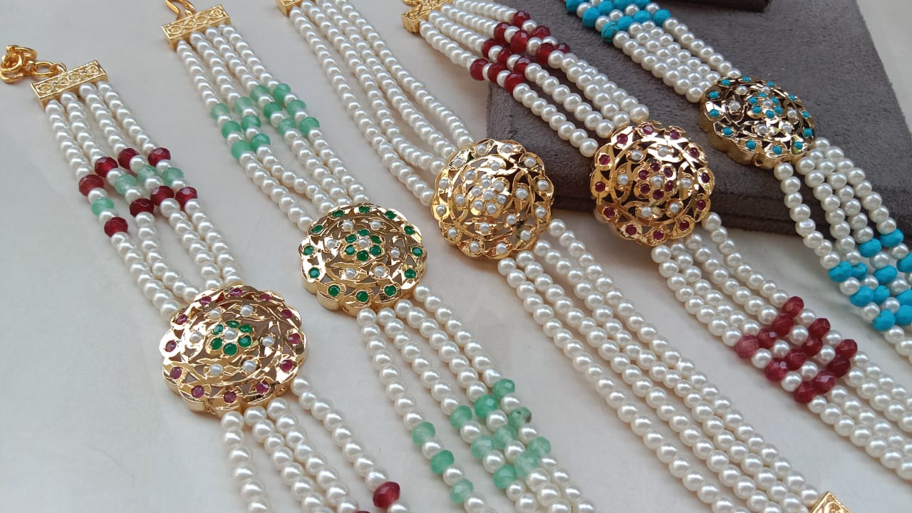Royal Jadau Bracelet with Elegant Pearl String – Handcrafted Heritage Jewellry