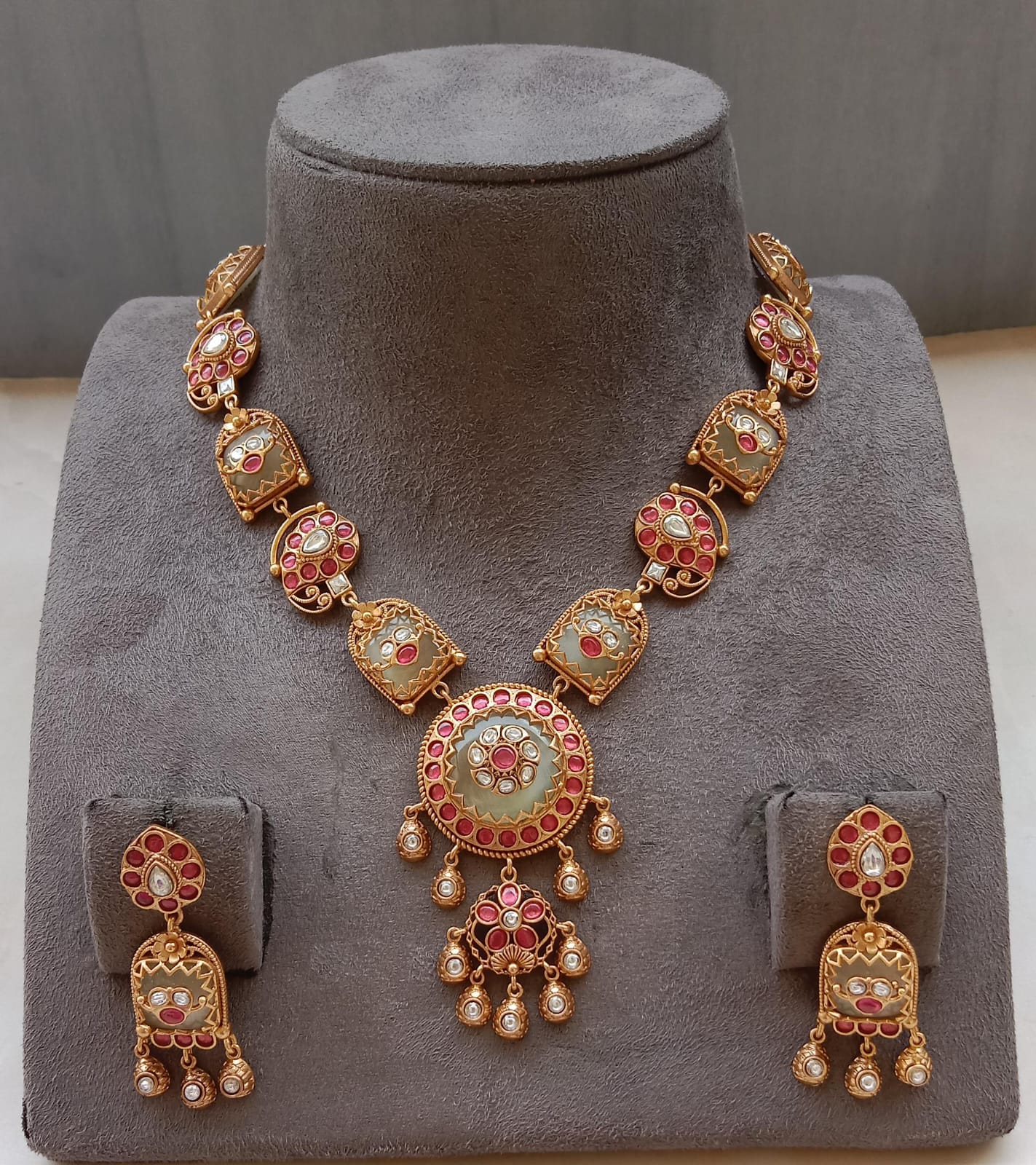 Carved Stone & Moonstone Jewellery Set