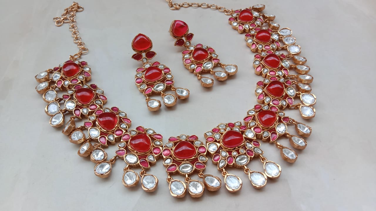 Classic Kundan Necklace Set with Dual-Tone Enamel Finish