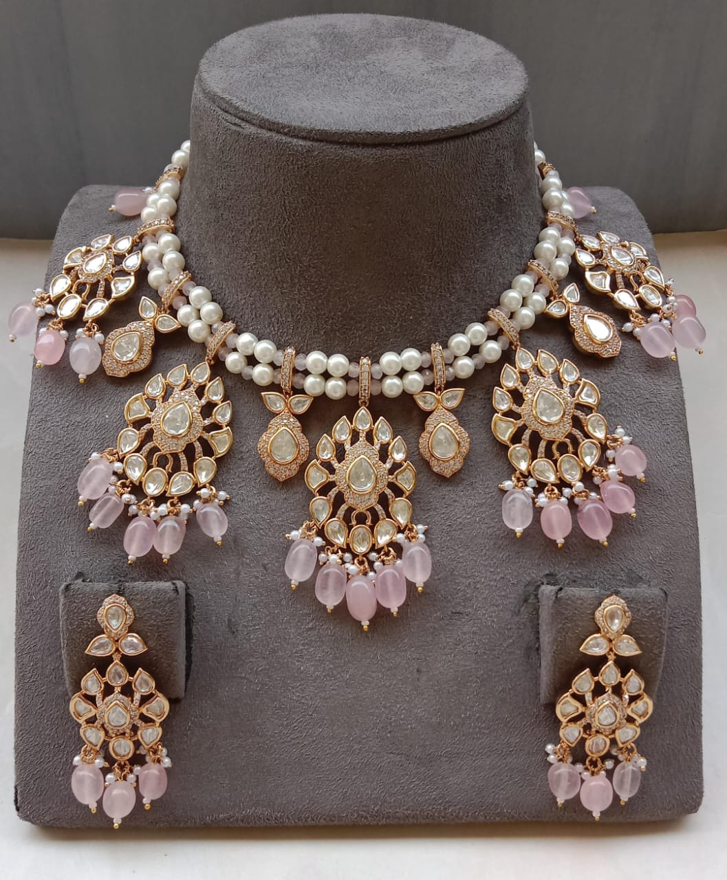 Polki Diamond Set with Pink Drop Pearls