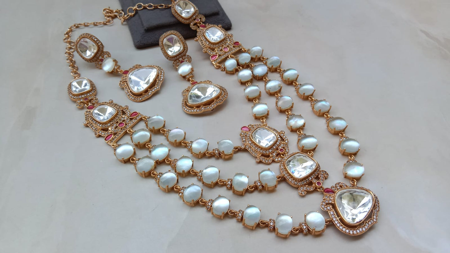 Polki Diamond Set with Ivory Stones