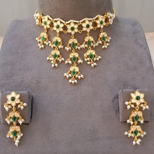 Kundan Necklace Set with Earrings