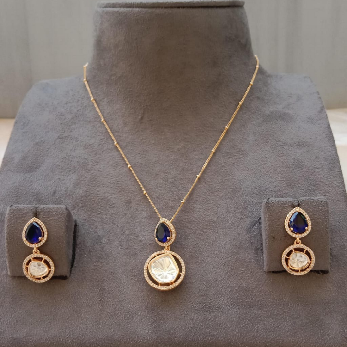 Pendant Set with Earrings