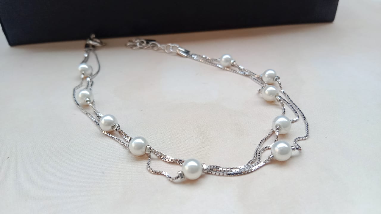 Silver- Pearl Bracelet