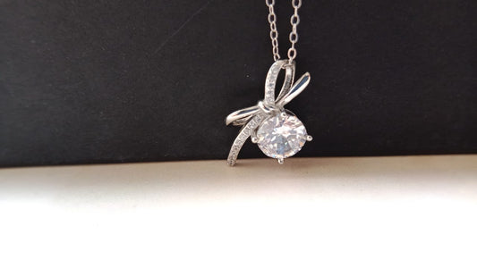 92.5 pure silver solitaire pendant