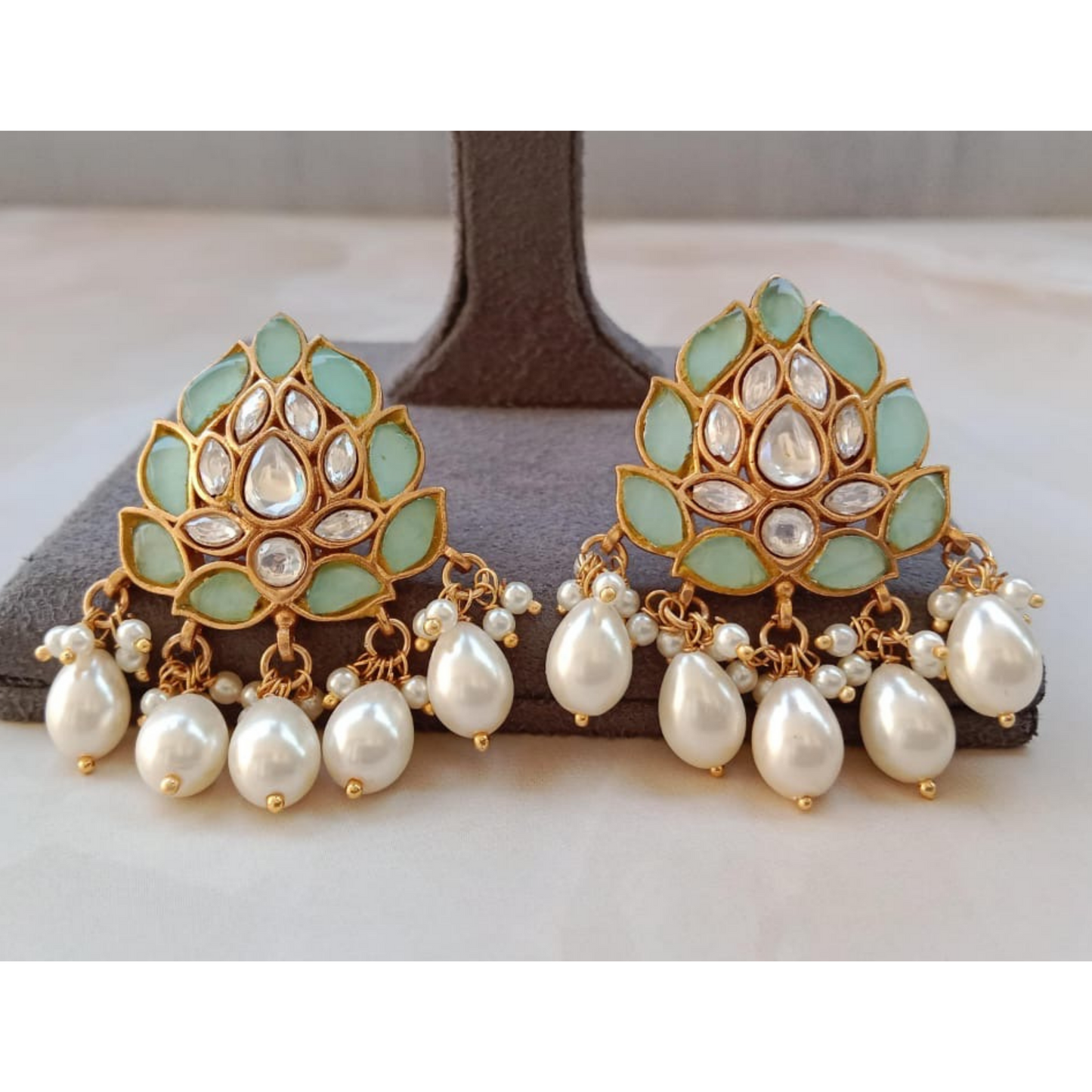 Kundan Tops