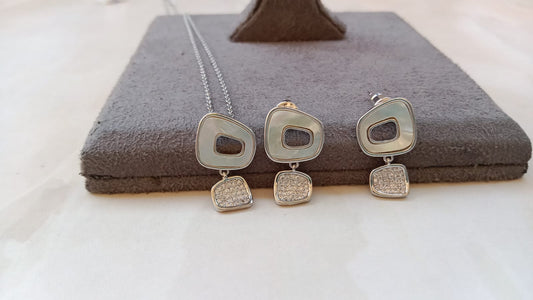 MOP Pendant Set