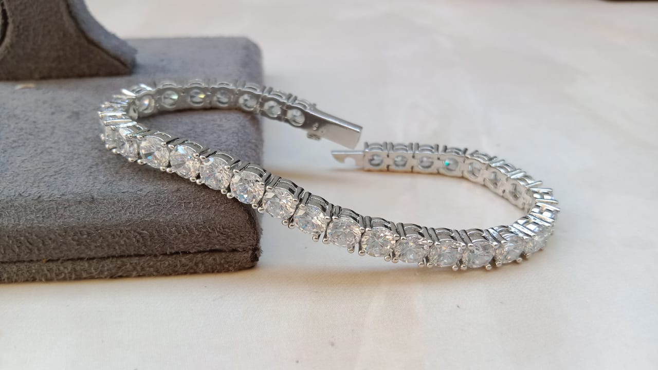 American diamond Solitaire Bracelet