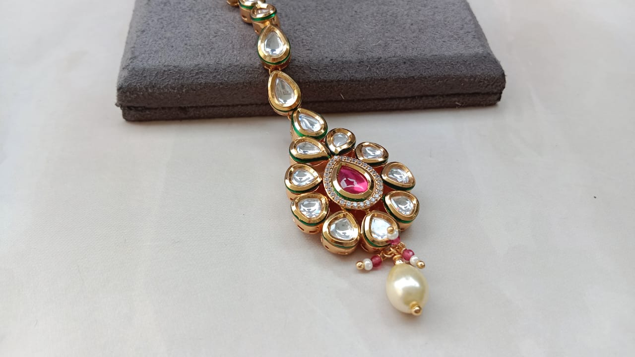 Golden Plated Tikka with Pearl Drop