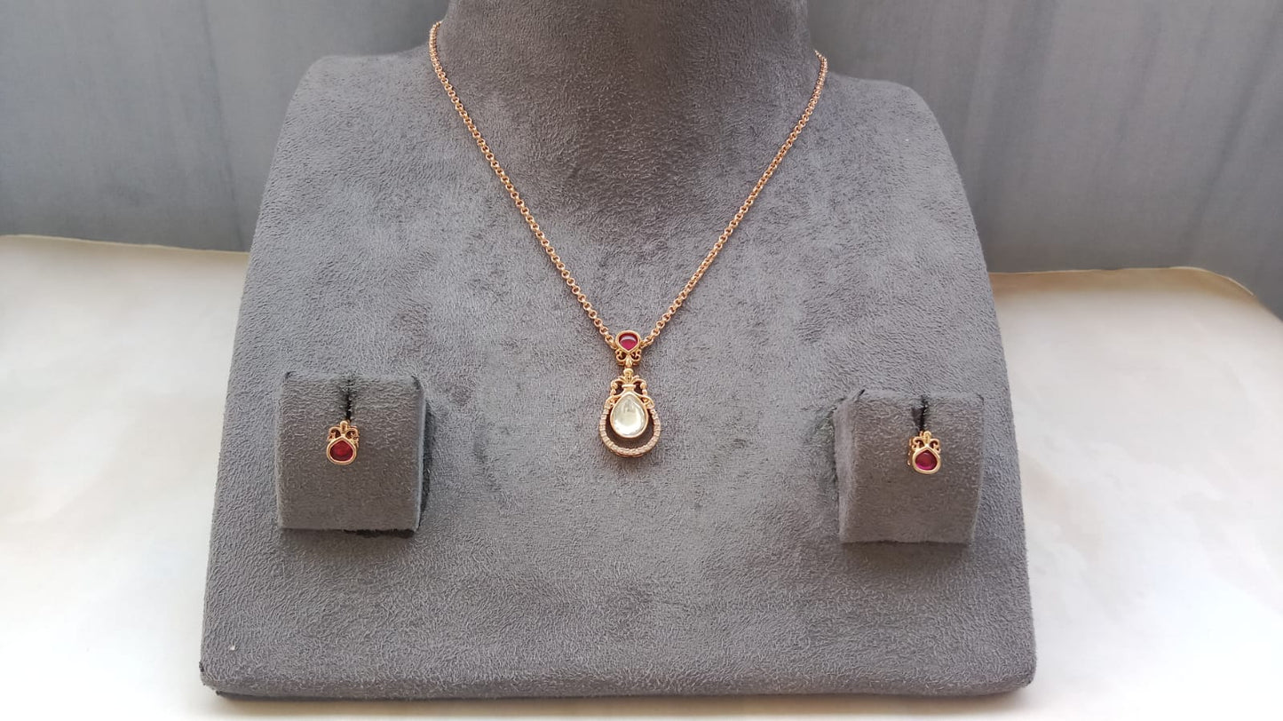 Pendant Set