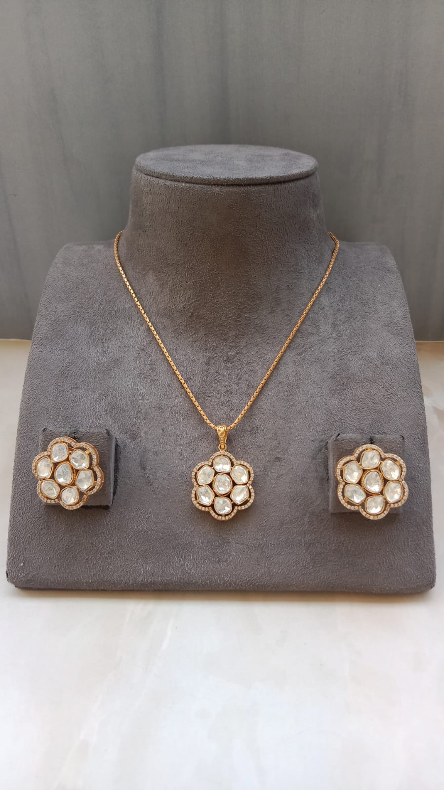 Polki Pendent set