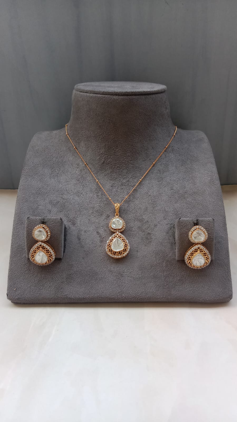 Polki Pendent set