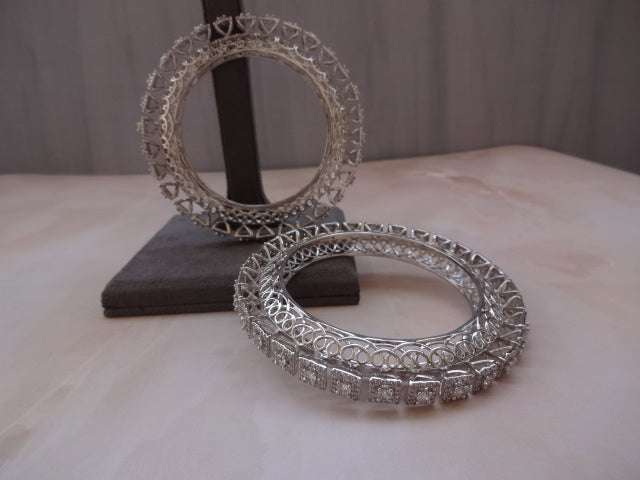 Ad Bangle – Rhodium Plated Designer Statement Bangle