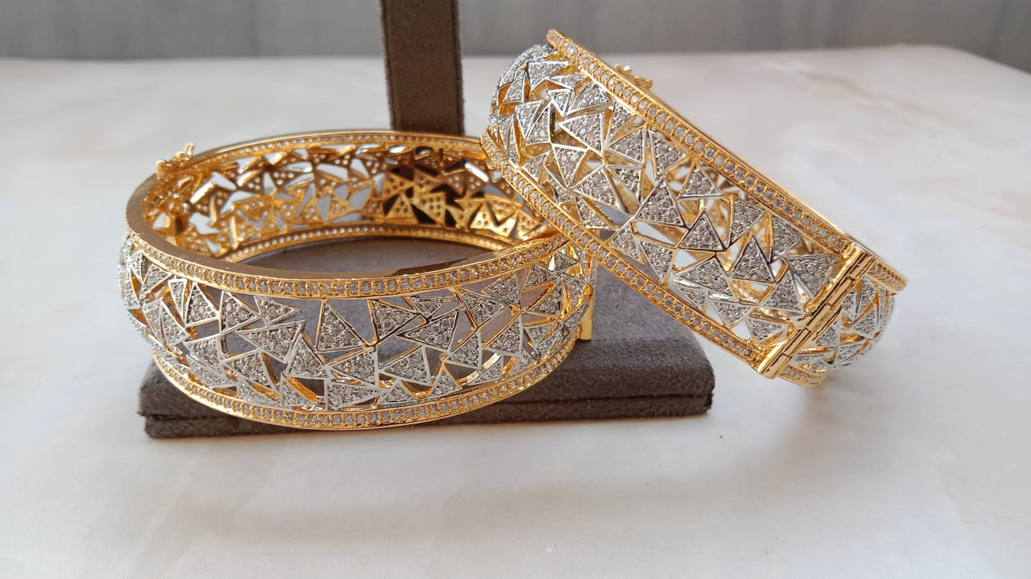 AD Golden Broad Bangle