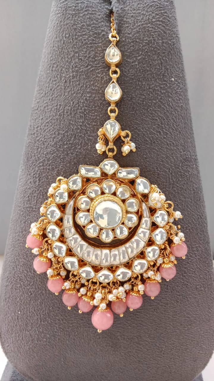 Kundan Tikka with Gold Plating