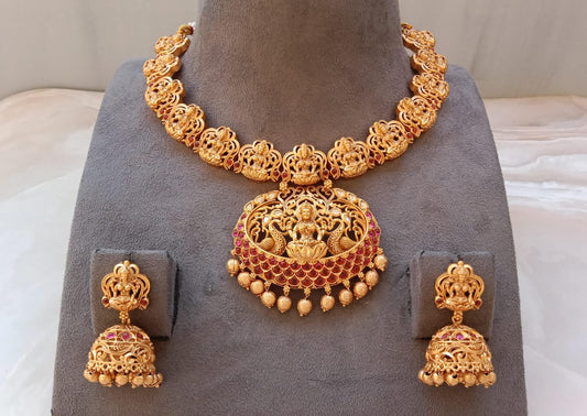 Gold plated Necklace set in Temple Jewellery