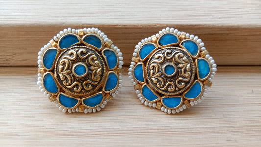 Gold Plated Blue Stone Tops with Pearl Border