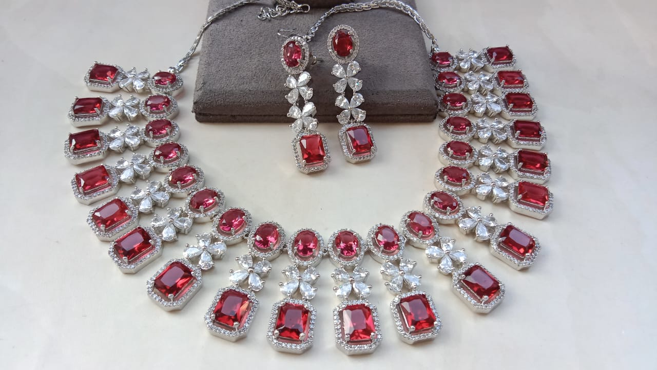 AD Necklace Set