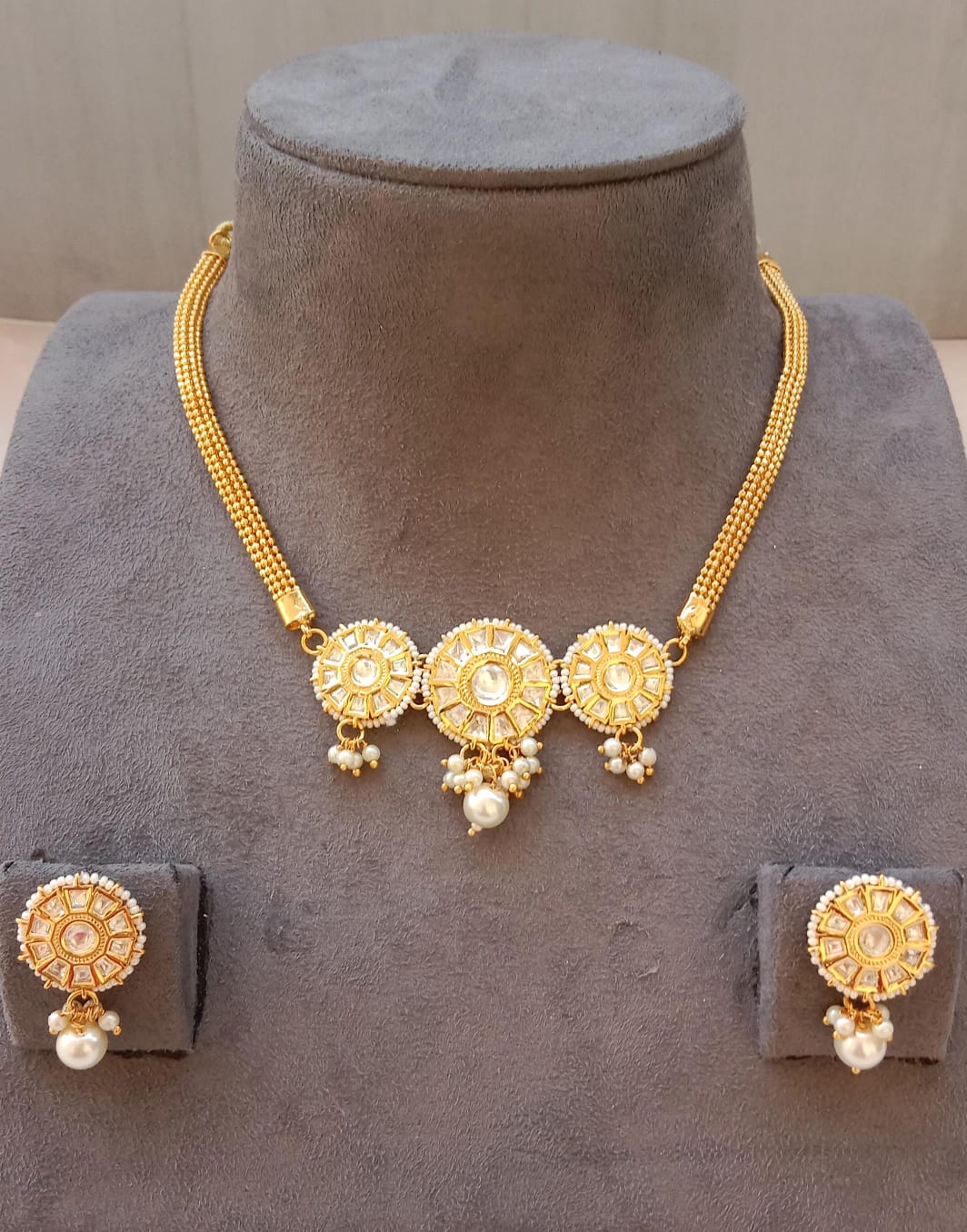 Pearl Kundan Necklace set