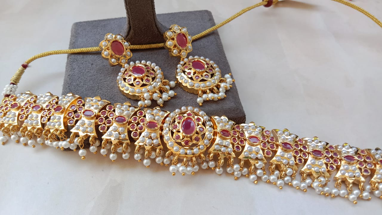 Grand Oval Jadau Choker Set with Pearl Drops