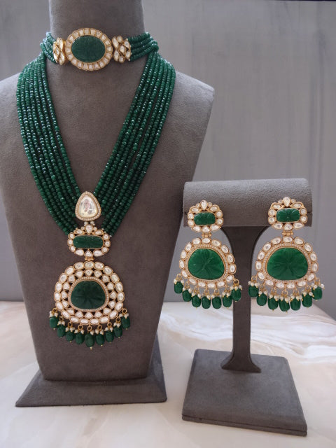 Majestic Green Stone Long Haar Necklace Set with Carved Beads & Kundan Gold Plating