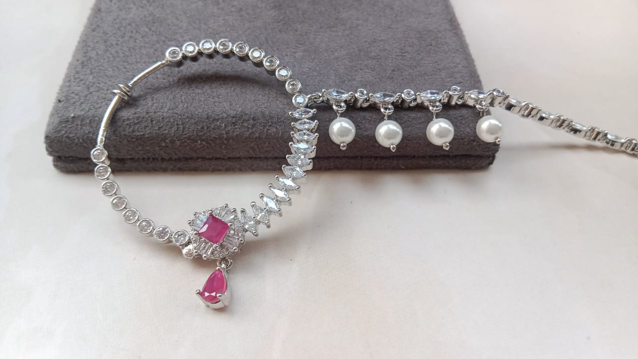 AD & Pearl Traditional Bridal Nosering