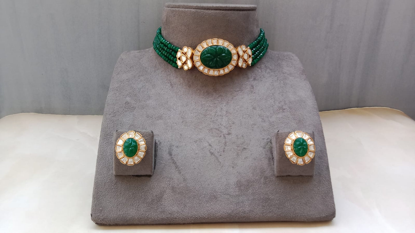 Majestic Green Stone Long Haar Necklace Set with Carved Beads & Kundan Gold Plating