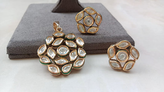 Kundan Pendent set